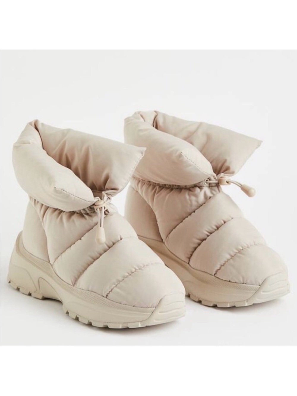 H&M Women’s Cream Puffer Ankle Boots